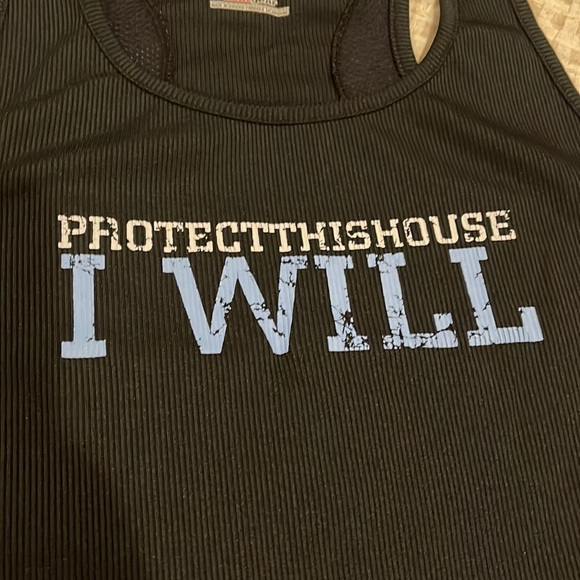 UA Heat Gear ribbed tank - Picture 3 of 5